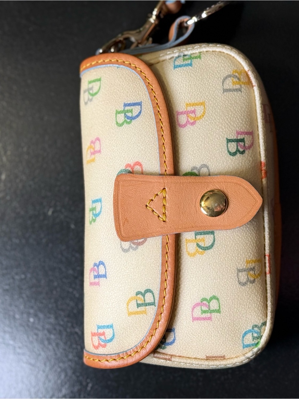 Vintage Dooney & Bourke Cream Wristlet with Multicolor DB Monogram